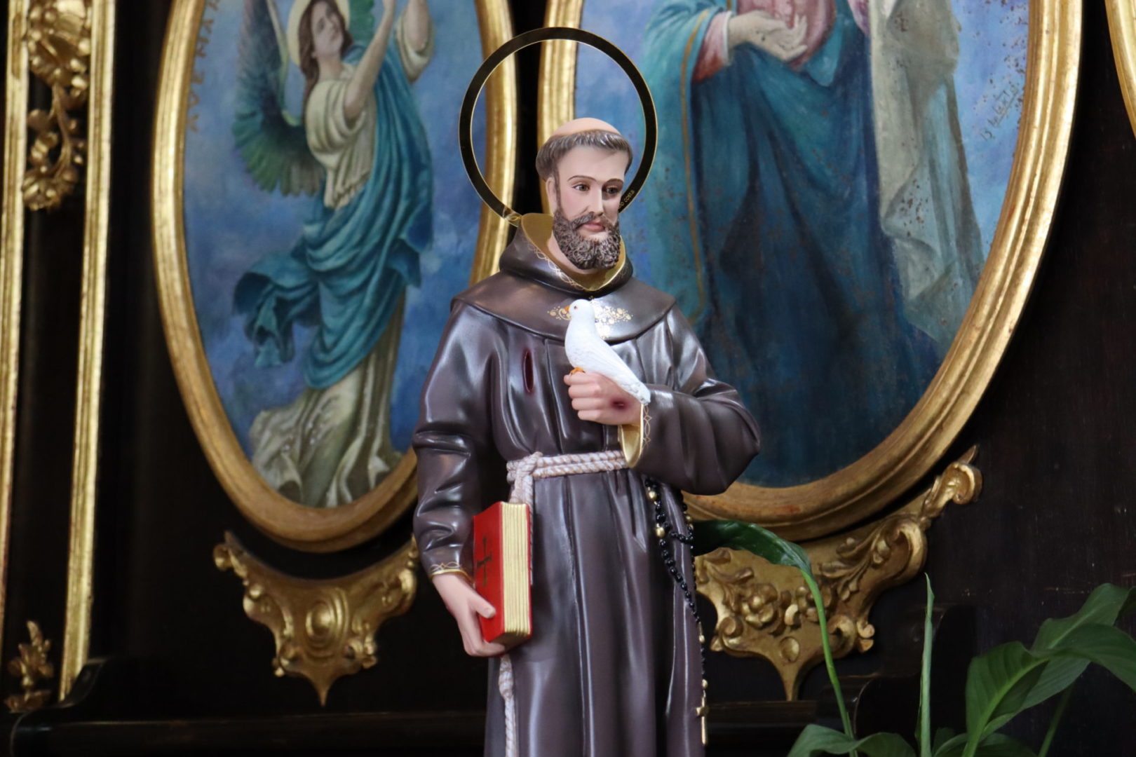 [Convento da Penha celebra São Francisco de Assis com tríduo especial e bênção de objetos]