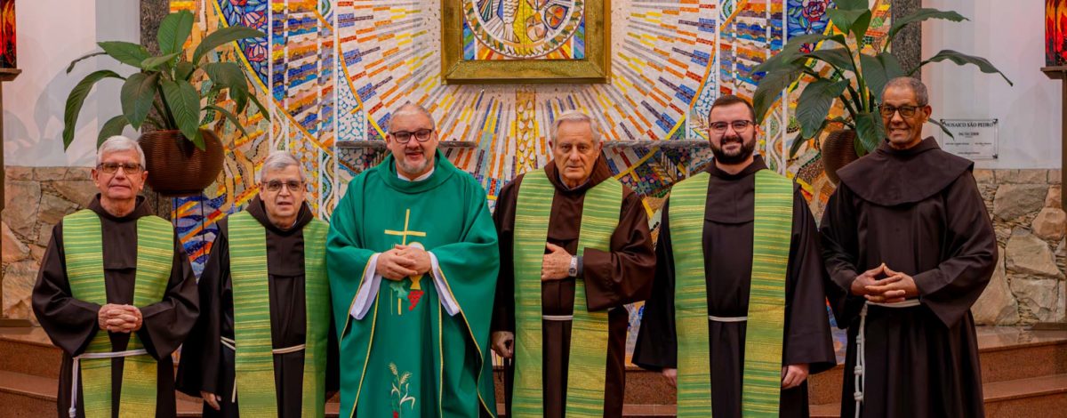Fraternidade São Pedro Apóstolo acolhe dois novos frades em Pato Branco