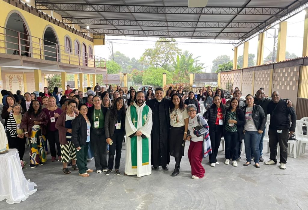 Paróquia Santa Clara de Assis realiza 1° Retiro para Mulheres com o tema “Mulheres Agraciadas”