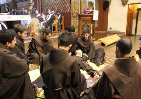 Festa de São Francisco de Assis é marcada pela simplicidade franciscana