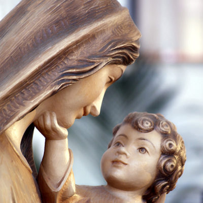 Maria, a mãe da primeira fraternidade cristã