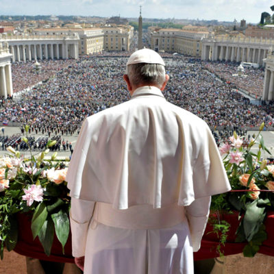 Com o Papa Francisco termina a Igreja só ocidental e começa a Igreja universal