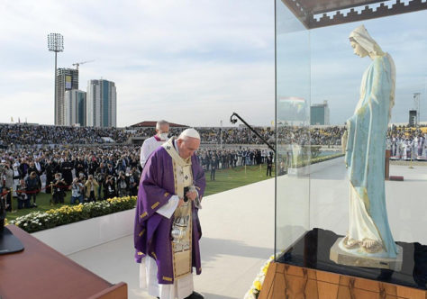 Papa: em meio às feridas humanas, Igreja no Iraque testemunha a misericórdia de Deus