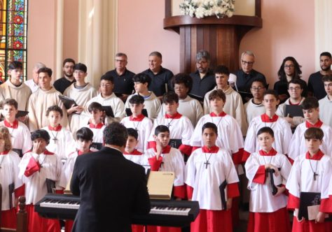 82 Anos do Coral dos Canarinhos de Petrópolis