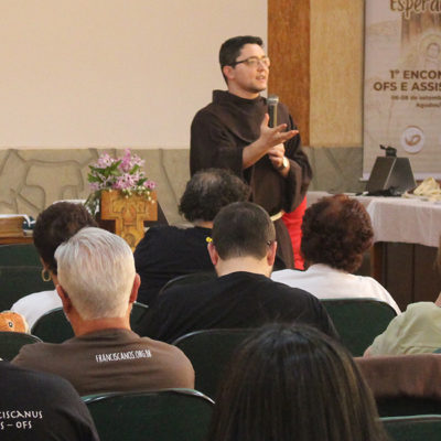 O diálogo dá sua tônica no segundo dia do Encontro da OFS e Assistentes da Província