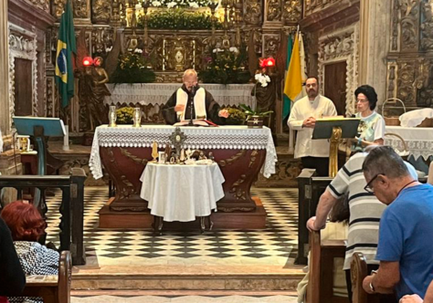 Convento Santo Antônio, no Rio de Janeiro, mantém ritmo acelerado na reta final da Trezena 2025