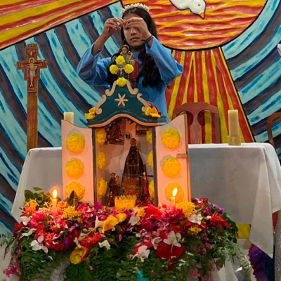 Paróquia Santa Clara de Duque de Caxias celebra a presença viva de Maria em comunidade