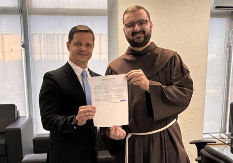 Rádio Frei Galvão recebe concessão oficial em Brasília, marcando nova etapa na comunicação franciscana