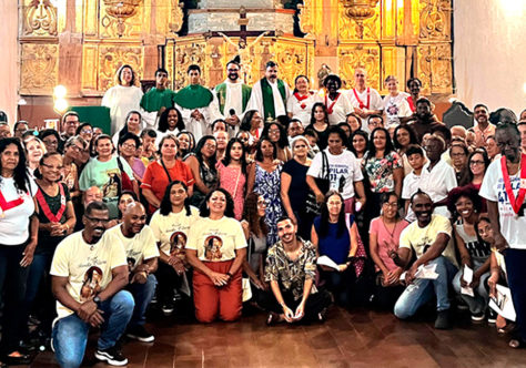 Peregrinação Jubilar fortalece fé e esperança da Paróquia Santa Clara de Assis, em Duque de Caxias
