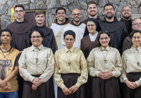 No lugar onde tudo começou: comunidade de origem acolhe Frei João no primeiro dia do Tríduo e Missão