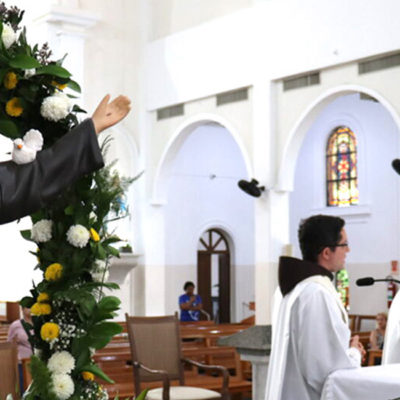 São Francisco é um santo “plurifacial”: Franciscanos celebram fundador em Vila Velha