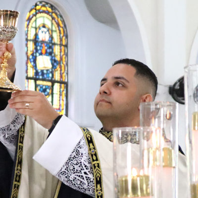 Do chamado à missão: Frei Felipe celebra a Primeira Missa e recebe a cruz do sacerdócio