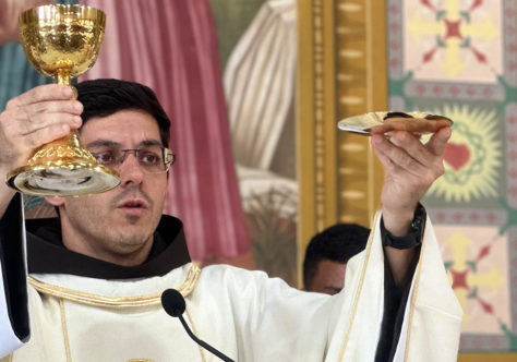 Com Frei Galvão, a paz nasce da caridade e da fé viva