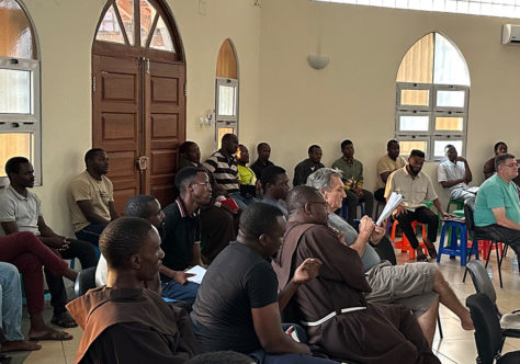 Segundo dia do Capítulo da FIMDA é marcado por reflexões históricas, prestação de contas e presença do Ministro geral