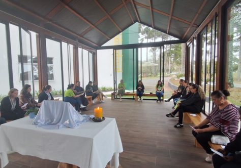 Momento de Espiritualidade: dos encontros na Capela ao sorriso das crianças