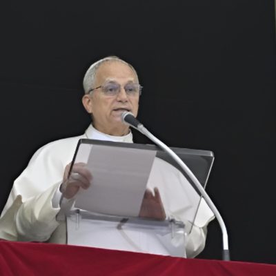 “A nossa alegria e grandeza não se baseiam em ilusões passageiras”