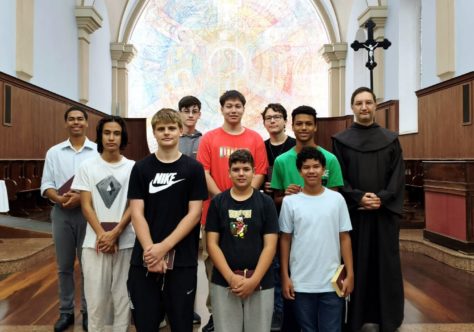 Vocacionados adolescentes partilham o Dom da Fraternidade