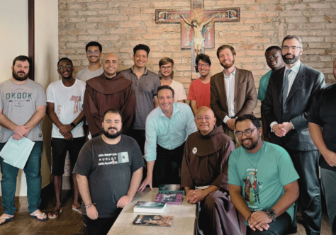 Presença franciscana reforça diálogo e compromisso social na requalificação do Largo São Francisco