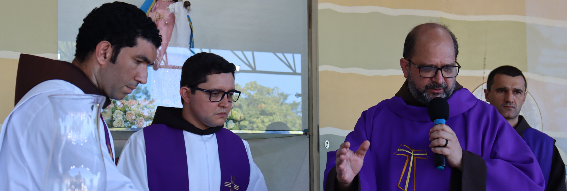 “A reconciliação tem o empenho humano, mas ela é, sobretudo, graça de Deus”