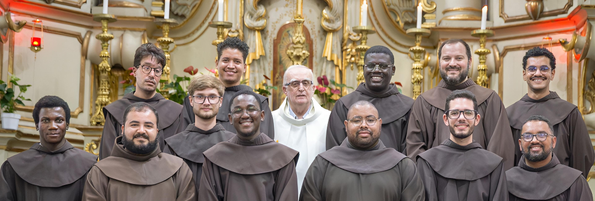Frades do Pós-Noviciado visitam o Mosteiro da Luz