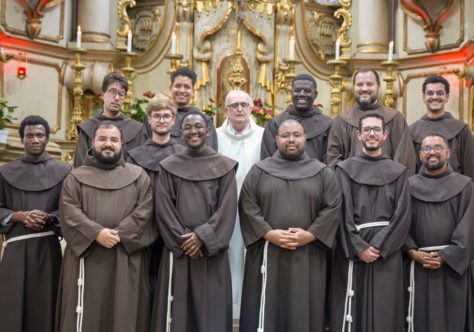 Frades do Pós-Noviciado visitam o Mosteiro da Luz