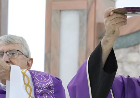 Missa de abertura dos 800 anos do trânsito de São Francisco na Paróquia Santo Antônio