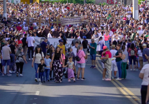 Assista aos destaques da 36ª Caminhada Penitencial Frei Bruno, que reuniu quase 40 mil fiéis