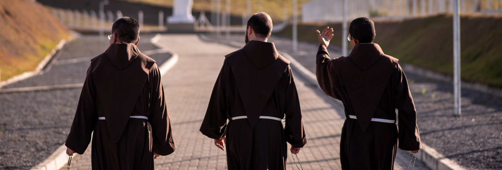 Rádio Frei Galvão celebra um ano com mobilização solidária em meio às chuvas em Guaratinguetá