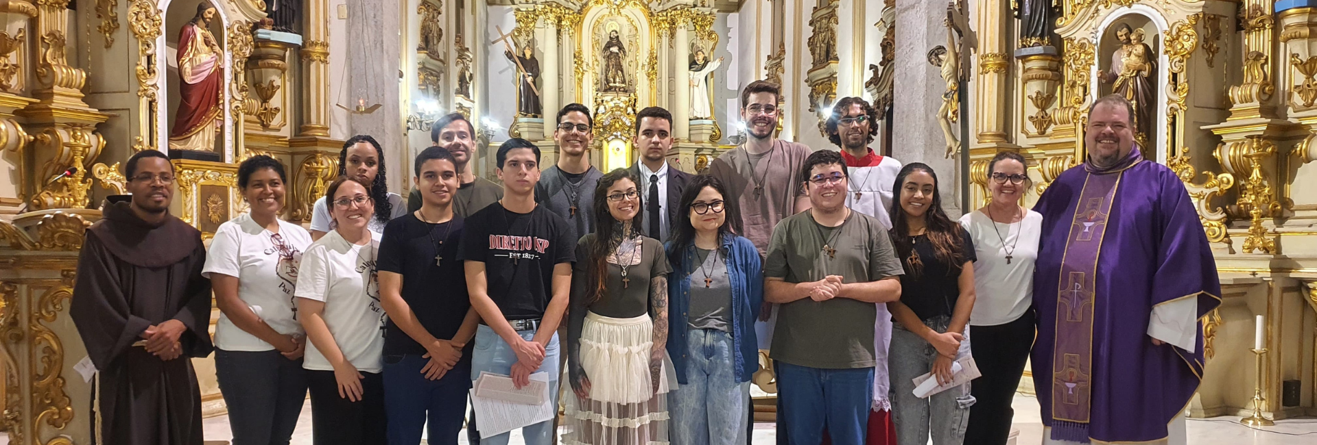 Catequese, acolhida de catecúmenos e homenagem às mulheres movimentam Santuário São Francisco