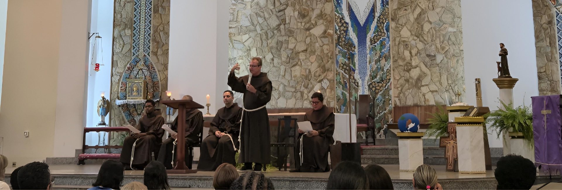 Oito séculos de Fé, um fragmento de história