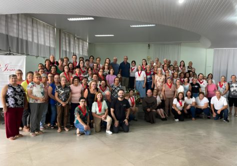 Retiro do Apostolado da Oração e Zeladoras de Capelinha na Paróquia São Luiz Gonzaga