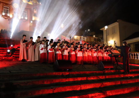 Canarinhos de Petrópolis emocionam na Semana Santa de São João del-Rei