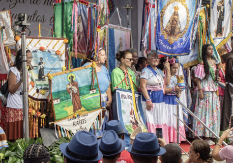 Com romarias e celebrações, manhã da Padroeira expressa a fé do povo capixaba