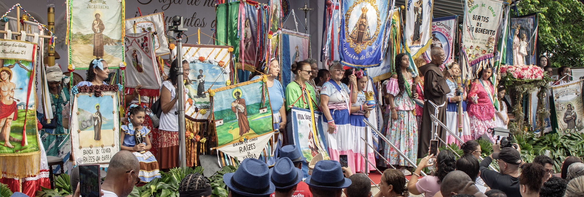 Com romarias e celebrações, manhã da Padroeira expressa a fé do povo capixaba