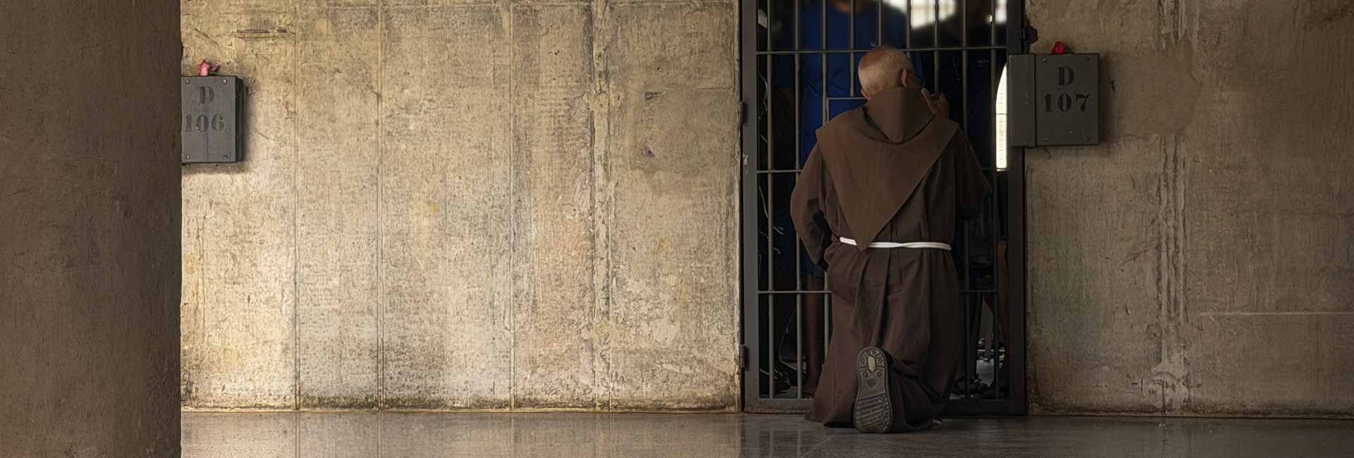 A revolução do amor visita o cárcere e marca o sexto dia do Oitavário da Festa da Penha