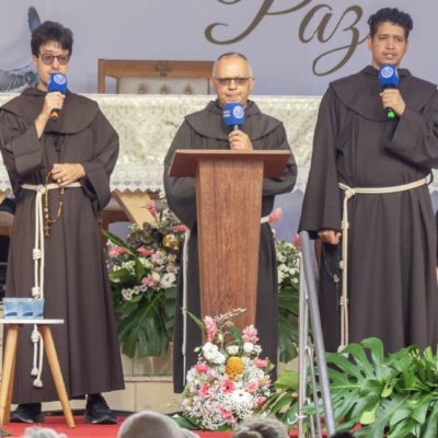 Tarde do 7º dia da Festa da Penha destaca chamado a ser luz no mundo