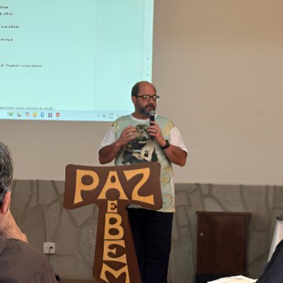 Guardiães iniciam reunião provincial em Agudos