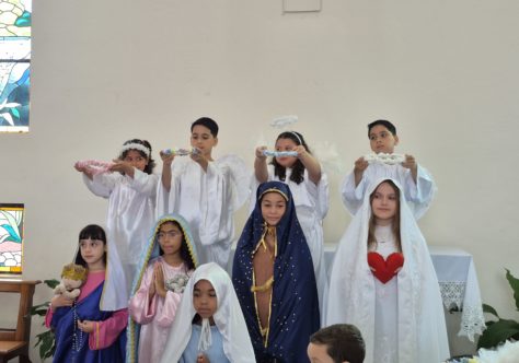 Coroação de Nossa Senhora e Novena de Pentecostes marcam mês de maio na Paróquia Nossa Senhora do Rosário