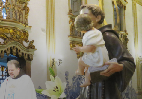 Frei Medella abre as festividades a Santo Antônio no Convento São Francisco