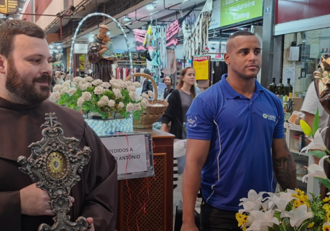 Santo Antônio leva esperança aos quatro cantos do Rio