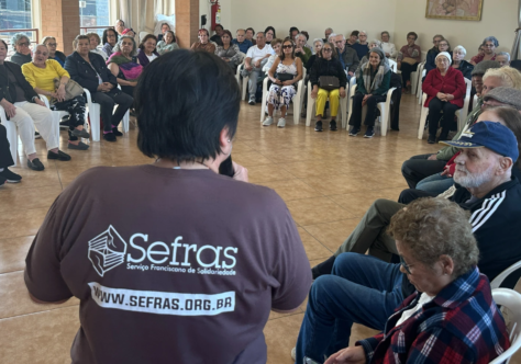 Defesa de direitos marca comemorações de 30 anos do trabalho com pessoas idosas