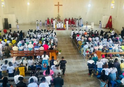 Paróquia Santos Mártires de Uganda celebra Festa dos Padroeiros com fé, partilha e alegria