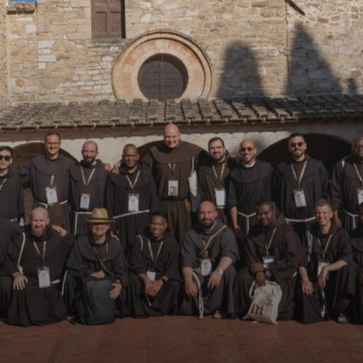 Um dia de autoridade, evangelização e memória franciscana