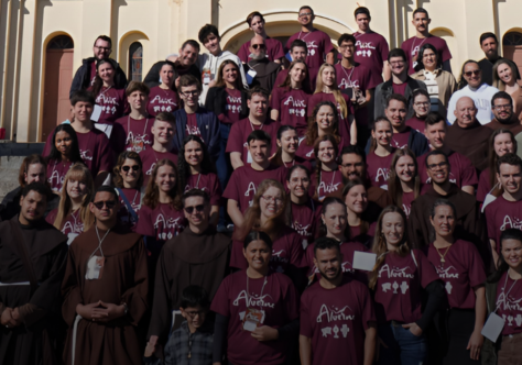 Jovens Franciscanos vivenciam nova etapa do Alverne em Gaspar