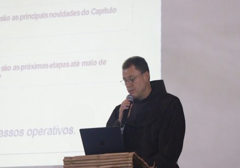 Reflexões sobre São Francisco e o futuro da Ordem pautam as manhãs no Capítulo das Esteiras